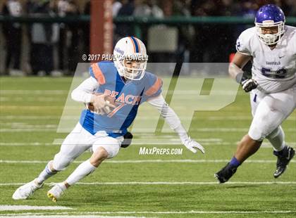 Thumbnail 1 in Rainier Beach vs. Garfield (WIAA 3A Semifinal) photogallery.