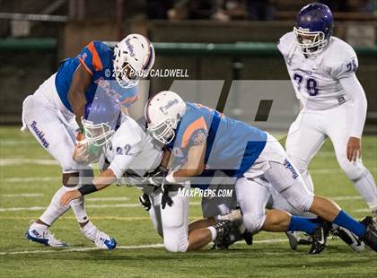 Thumbnail 3 in Rainier Beach vs. Garfield (WIAA 3A Semifinal) photogallery.