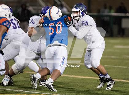 Thumbnail 3 in Rainier Beach vs. Garfield (WIAA 3A Semifinal) photogallery.