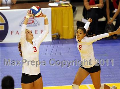 Thumbnail 3 in Cathedral Catholic vs. Campolindo (CIF D3 State Final) photogallery.