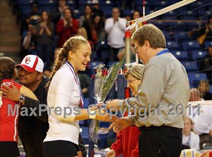 Thumbnail 3 in Cathedral Catholic vs. Campolindo (CIF D3 State Final) photogallery.