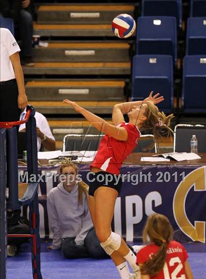 Thumbnail 3 in Cathedral Catholic vs. Campolindo (CIF D3 State Final) photogallery.