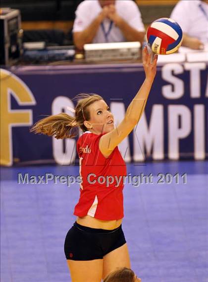 Thumbnail 3 in Cathedral Catholic vs. Campolindo (CIF D3 State Final) photogallery.