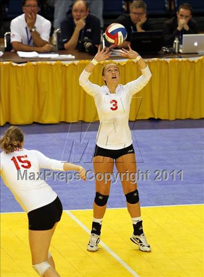 Thumbnail 1 in Cathedral Catholic vs. Campolindo (CIF D3 State Final) photogallery.