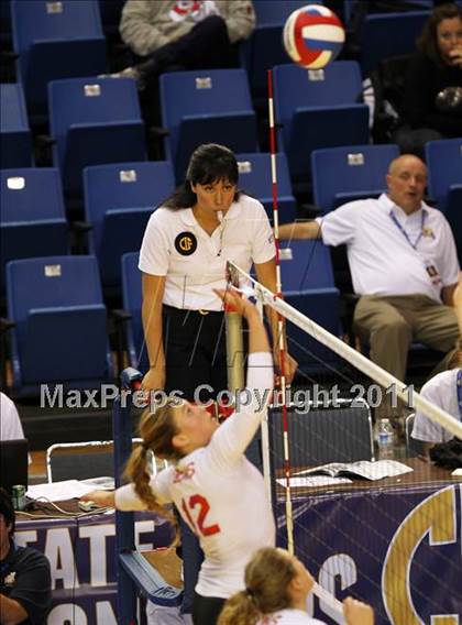 Thumbnail 2 in Cathedral Catholic vs. Campolindo (CIF D3 State Final) photogallery.