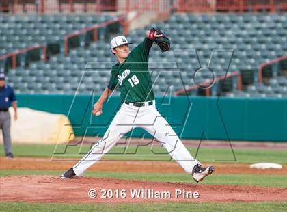 Thumbnail 2 in Cicero-North Syracuse vs Shenendehowa (NYSPHSAA Class AA Regional Final) photogallery.