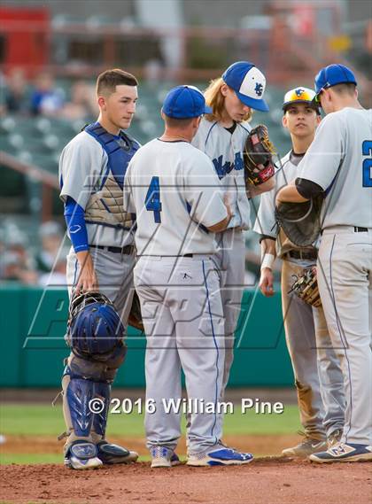 Thumbnail 2 in Cicero-North Syracuse vs Shenendehowa (NYSPHSAA Class AA Regional Final) photogallery.