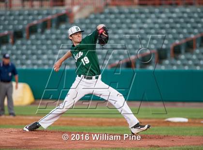 Thumbnail 2 in Cicero-North Syracuse vs Shenendehowa (NYSPHSAA Class AA Regional Final) photogallery.