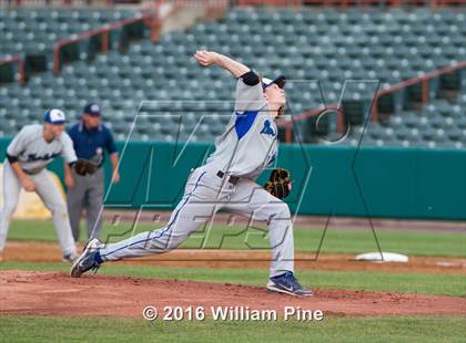 Thumbnail 2 in Cicero-North Syracuse vs Shenendehowa (NYSPHSAA Class AA Regional Final) photogallery.