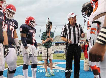 Thumbnail 2 in Oakland vs. Hoover (Middle Tennessee Football Classic) photogallery.