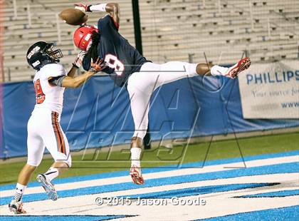 Thumbnail 1 in Oakland vs. Hoover (Middle Tennessee Football Classic) photogallery.