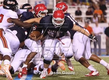 Thumbnail 2 in Oakland vs. Hoover (Middle Tennessee Football Classic) photogallery.