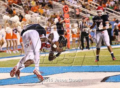 Thumbnail 1 in Oakland vs. Hoover (Middle Tennessee Football Classic) photogallery.