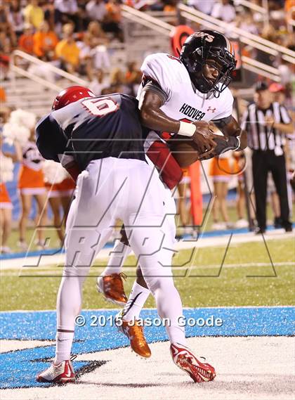 Thumbnail 3 in Oakland vs. Hoover (Middle Tennessee Football Classic) photogallery.