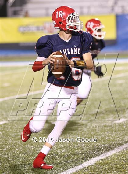 Thumbnail 2 in Oakland vs. Hoover (Middle Tennessee Football Classic) photogallery.