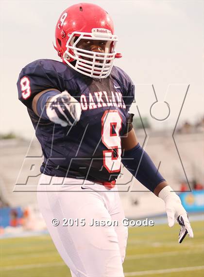 Thumbnail 2 in Oakland vs. Hoover (Middle Tennessee Football Classic) photogallery.