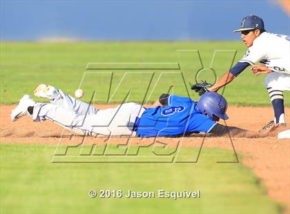 Thumbnail 2 in Los Altos vs Warren photogallery.