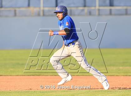 Thumbnail 1 in Los Altos vs Warren photogallery.