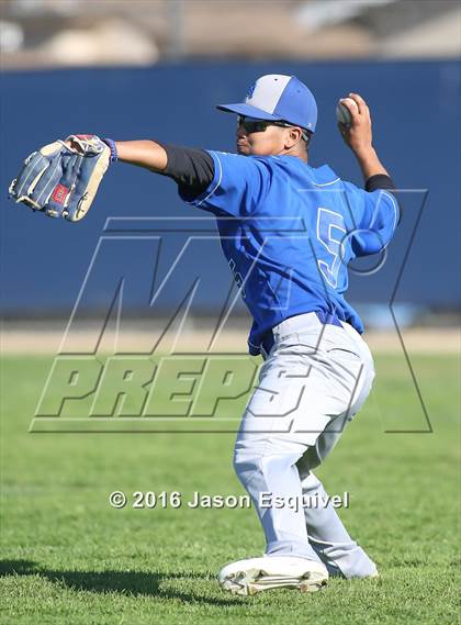 Thumbnail 2 in Los Altos vs Warren photogallery.