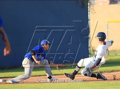 Thumbnail 2 in Los Altos vs Warren photogallery.