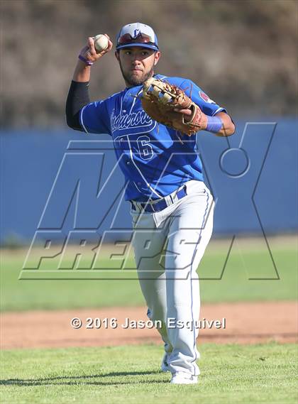 Thumbnail 1 in Los Altos vs Warren photogallery.