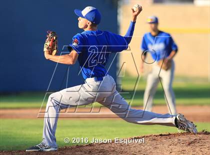 Thumbnail 1 in Los Altos vs Warren photogallery.