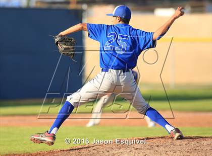 Thumbnail 3 in Los Altos vs Warren photogallery.