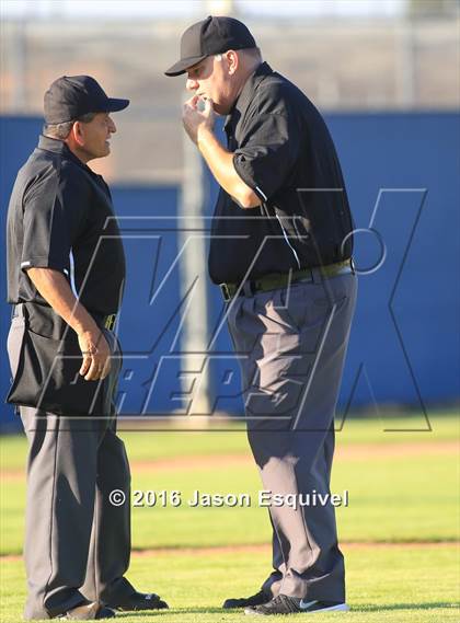 Thumbnail 3 in Los Altos vs Warren photogallery.