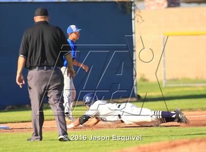 Thumbnail 2 in Los Altos vs Warren photogallery.