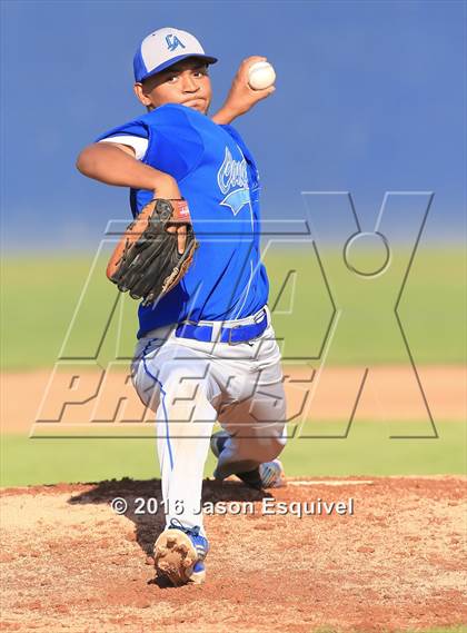Thumbnail 2 in Los Altos vs Warren photogallery.