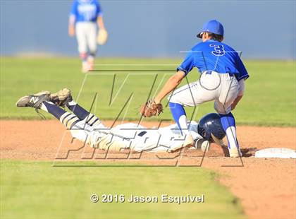 Thumbnail 1 in Los Altos vs Warren photogallery.