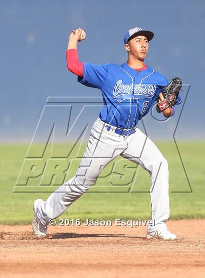 Thumbnail 2 in Los Altos vs Warren photogallery.