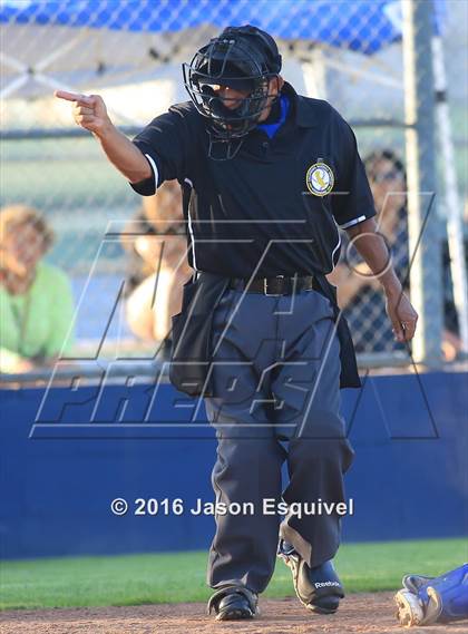 Thumbnail 3 in Los Altos vs Warren photogallery.