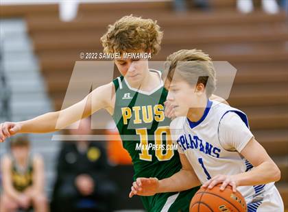 Thumbnail 2 in Pius X @ Lincoln East photogallery.