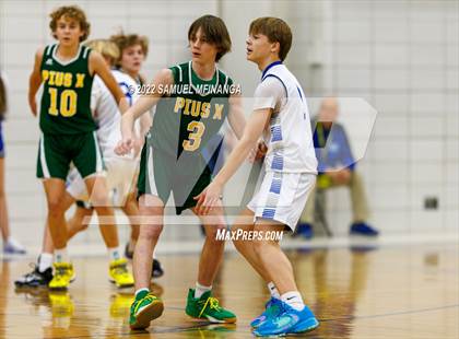 Thumbnail 1 in Pius X @ Lincoln East photogallery.