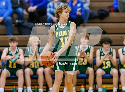 Thumbnail 1 in Pius X @ Lincoln East photogallery.