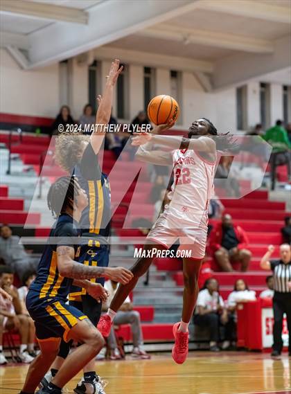 Thumbnail 2 in Cape Fear @ Seventy-First photogallery.