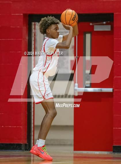 Thumbnail 1 in Cape Fear @ Seventy-First photogallery.