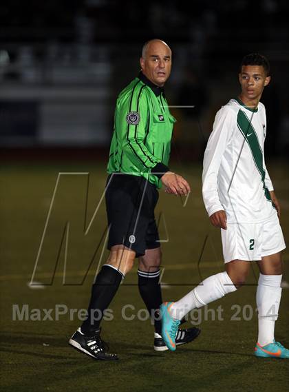 Thumbnail 2 in De La Salle vs. Monte Vista (CIF NCS D1 Final) photogallery.