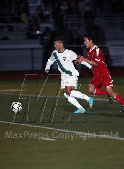 Thumbnail 3 in De La Salle vs. Monte Vista (CIF NCS D1 Final) photogallery.