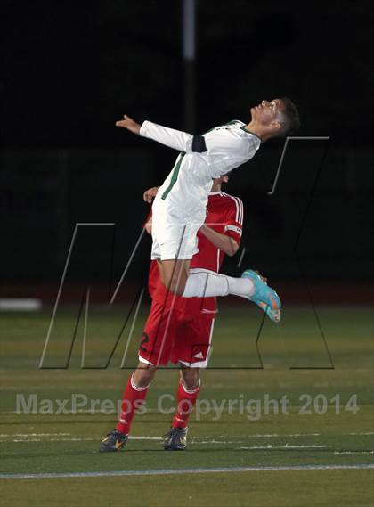 Thumbnail 2 in De La Salle vs. Monte Vista (CIF NCS D1 Final) photogallery.
