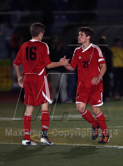 Thumbnail 2 in De La Salle vs. Monte Vista (CIF NCS D1 Final) photogallery.