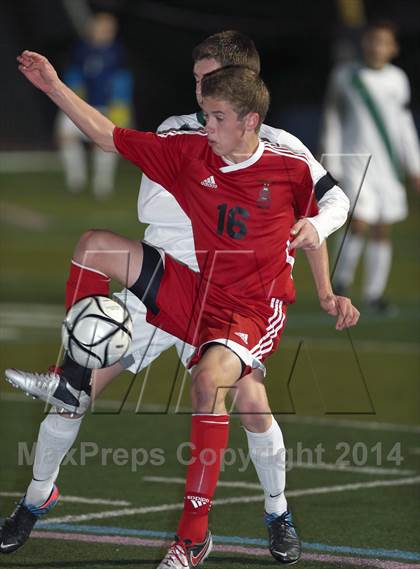 Thumbnail 3 in De La Salle vs. Monte Vista (CIF NCS D1 Final) photogallery.