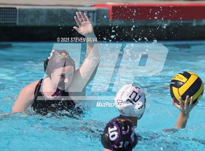Thumbnail 2 in Point Loma vs. Santana (San Diego Open) photogallery.
