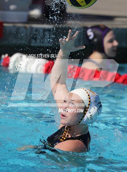 Thumbnail 1 in Point Loma vs. Santana (San Diego Open) photogallery.