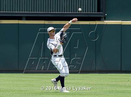 Thumbnail 1 in Langham Creek vs. Dallas Jesuit (UIL 6A Semifinal) photogallery.