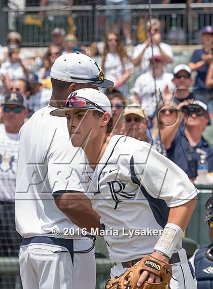 Thumbnail 1 in Langham Creek vs. Dallas Jesuit (UIL 6A Semifinal) photogallery.