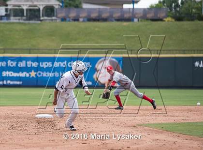 Thumbnail 1 in Langham Creek vs. Dallas Jesuit (UIL 6A Semifinal) photogallery.