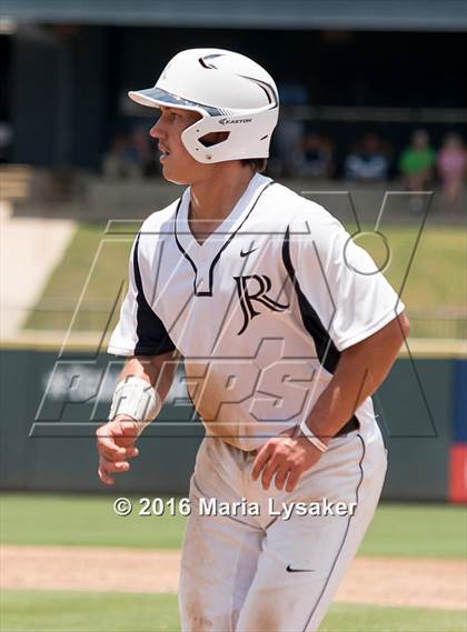 Thumbnail 1 in Langham Creek vs. Dallas Jesuit (UIL 6A Semifinal) photogallery.