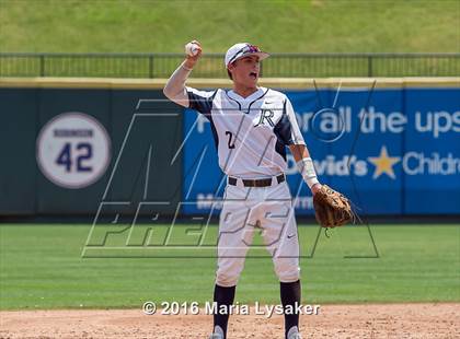 Thumbnail 2 in Langham Creek vs. Dallas Jesuit (UIL 6A Semifinal) photogallery.